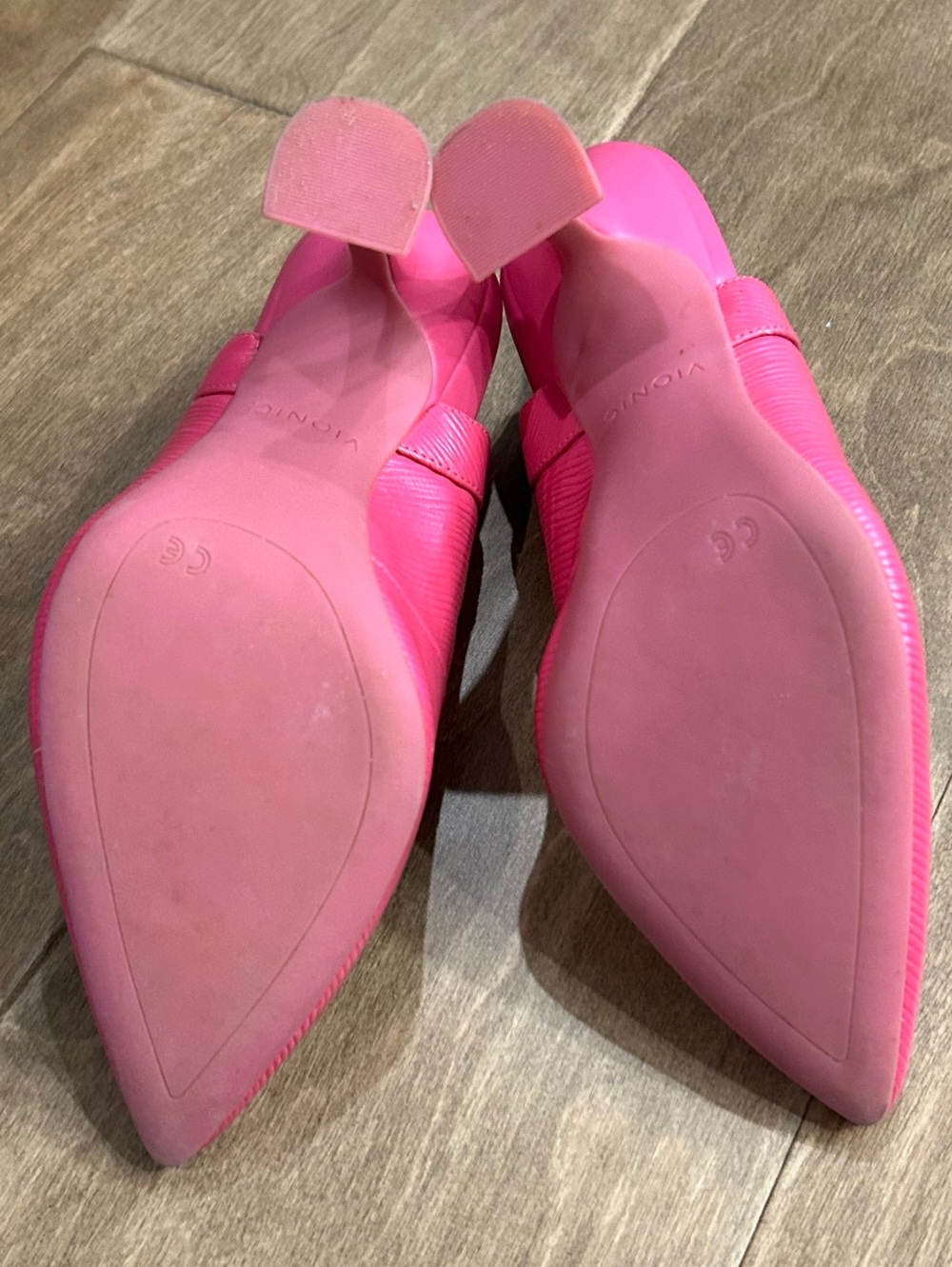 Vionic Hot Pink Slingback ribbed Pointed-Toe Heels 7 - Picture 12 of 13